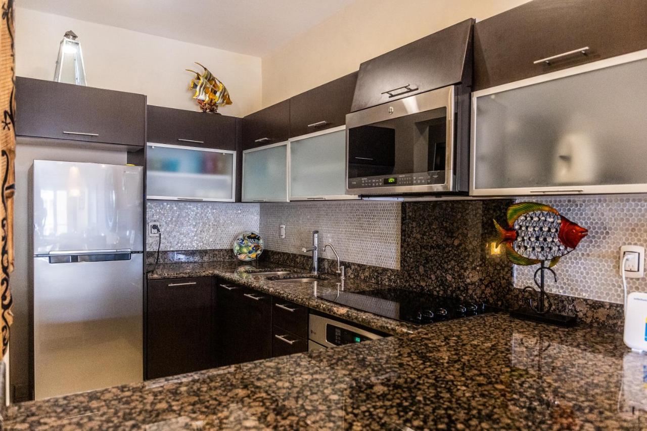 Апарт отель Ocean Front El Faro Reef 304 Плая-дель-Кармен Экстерьер фото